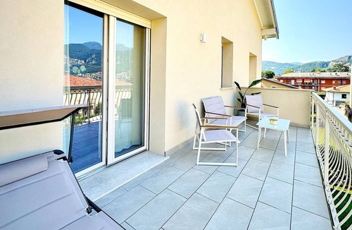 Paratico Apartment | Apartment 'Elegance & Comfort on Lake Iseo' with Lake View, Wi-Fi & Cooling