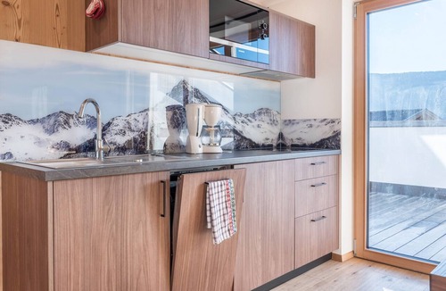 Fie allo Sciliar Apartment | Apartment "Guntschöllerhof Hochwart" with Mountain View, Wi-Fi, Balcony & Garden