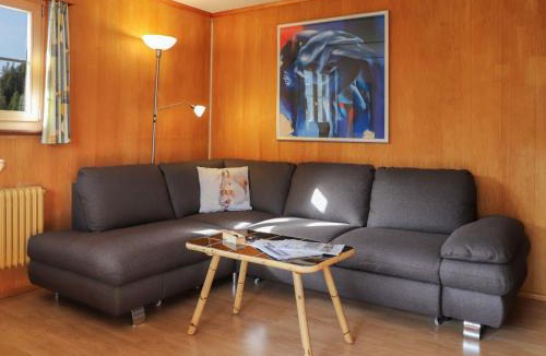 Frauenkirch Apartment | Apartment Haus Chumma Apt1 by Interhome