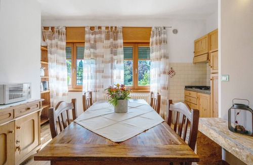 Levico Terme Apartment | Apartment 'I Girasoli' with Mountain View and Wi-Fi