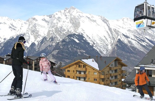 Nendaz Apartment | Apartment in Nendaz by Ski Slopes