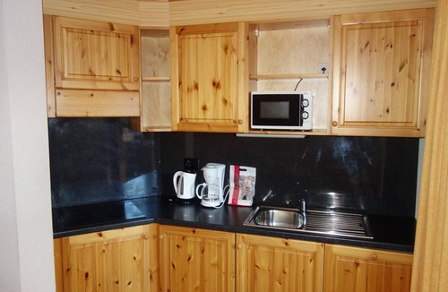 Saint-Pierre-de-Clages Apartment | Apartment in Nendaz Near Ski Lift