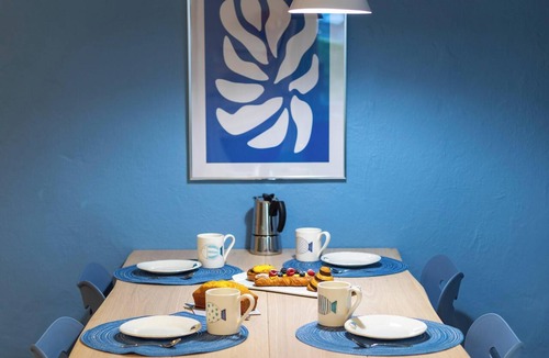 Belgirate Apartment | Apartment 'Nido Blu - Cosy Home' with Lake View, Wi-Fi and Air Conditioning
