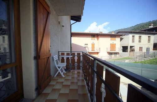 Rovetta Apartment | Apartment ORCHIDEA