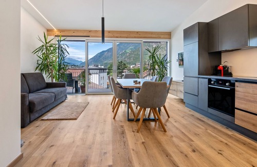 Naturno Apartment | Apartment 'Penthouse - Venosta' with Mountain View, Balcony and Wi-Fi