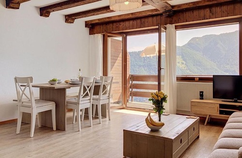 Mayens-de-Riddes Apartment | Apartment Résidence Croix de Coeur by Interhome