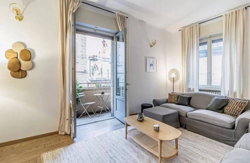 Centro Storico Villa | Apartment Raphael - Three Bedroom Villa, Sleeps 8