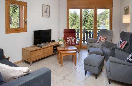 Champex-Lac Apartment | Apartment Renaissance 8-12 by Interhome
