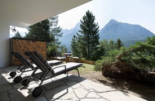 Engadin Scoul Apartment | Apartment "Sirena" with a view of the mountains
