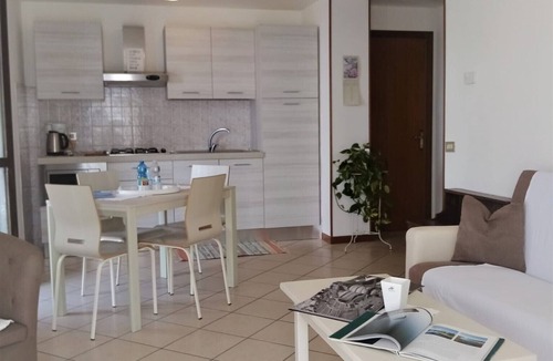 Gardola Apartment | Apartment "Stella del Garda 2" with Lake and Mountain View, Terrace, Garden & Wi-Fi
