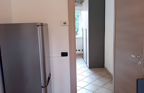 Albate Apartment | Apartment 'Unit 3' with Wi-Fi and Air Conditioning