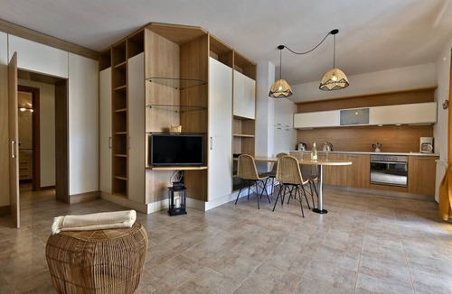 Oldesio Apartment | Appartamento Limone by Theater Home, with breathtaking view