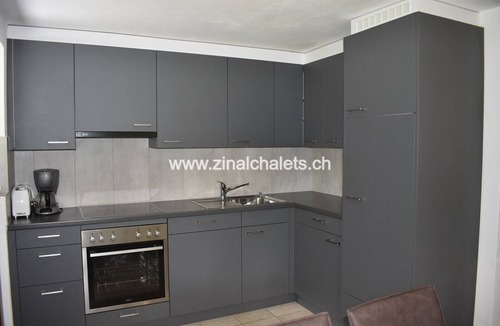 Zinal Apartment | Appartment in a chalet in Zinal - 2 bedrooms with 2 beds - living room - TV broadcasting - kitchen -