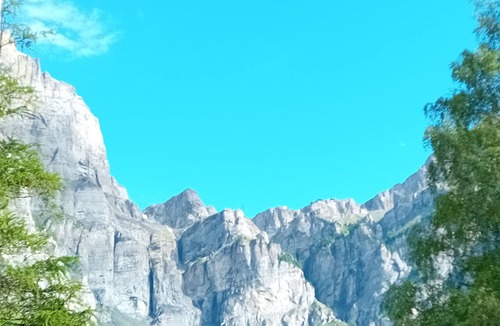 Leukerbad Apartment | Apt. FamyLove: Alpine Comfort, Mountains, Thermal Baths & Family-Friendly Charm