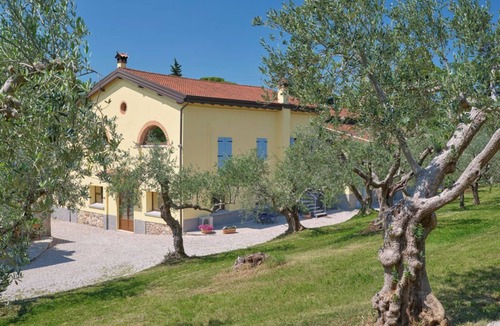 Rivoli Veronese Apartment | ARIA APARTMENT, LAKE GARDA SWEET HOME - CASON DEGLI ULIVI