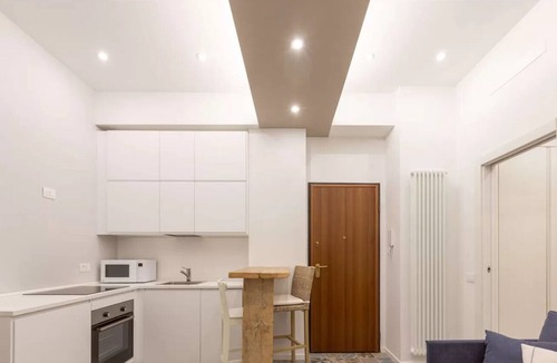 Turro Apartment | Athens House Near the Duomo [Loreto-Duomo]