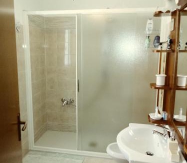 Invorio Superiore Bed & Breakfast | B&B La Quiete