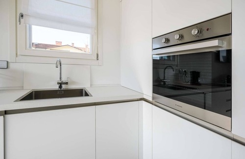 Bardolino Apartment | 🌟Bardolino Sunbeam Terrace🌟| Apartment w/pool, garage, 8' from town center