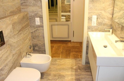 Castagnola Apartment | Barony Olive mit Hund