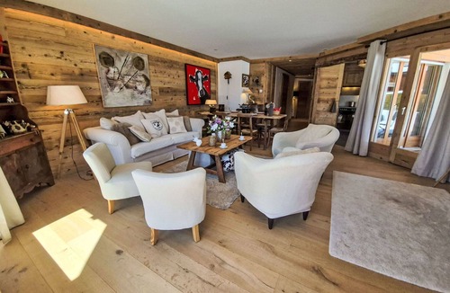 Montana Apartment | Beautiful apartment for 4 guests with WIFI, TV, patio, pets allowed and panoramic view