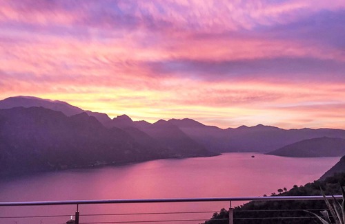 Fonteno Apartment | Beautiful apartment for 5 guests with hot tub, WIFI, TV, patio and pets allowed