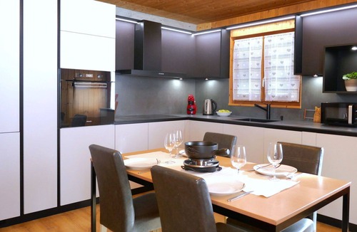 Blenio Apartment | Beautiful apartment for 4 people with WIFI, TV, patio and pets allowed