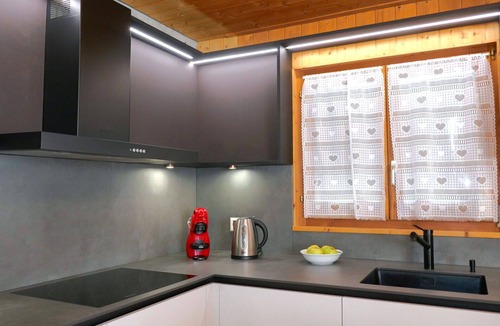 Blenio Apartment | Beautiful apartment for 4 people with WIFI, TV, patio and pets allowed