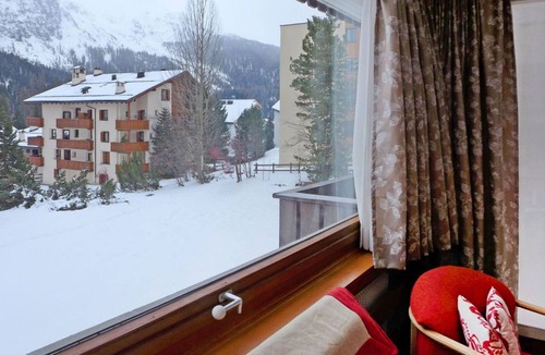 Sankt Moritz-Bad Apartment | Beautiful apartment for 6 guests with WIFI, TV, balcony, pets allowed, panoramic view and parking