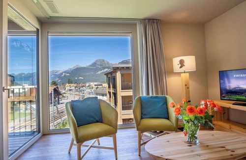 Meiringen Apartment | Beautiful apartment for 6 people with WIFI, TV, terrace and pets allowed