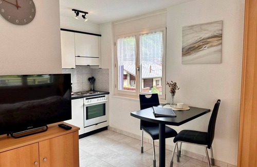 Saas-Balen Apartment | Beautiful apartment for 2 people with WIFI, TV, balcony and pets allowed