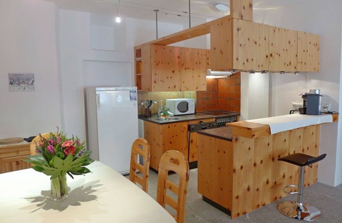 Celerina-Schlarigna Apartment | Beautiful apartment for 4 people with WIFI, TV, balcony and pets allowed