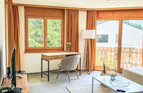 Laax Apartment | Beautiful apartment for 4 people with WIFI, TV, balcony, pets allowed and panoramic view