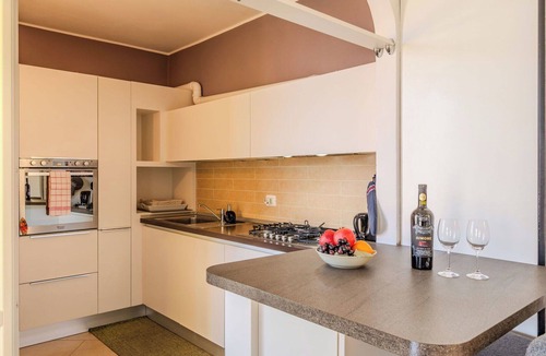 Lierna Apartment | Beautiful apartment for 4 guests with WIFI, A/C, TV and balcony
