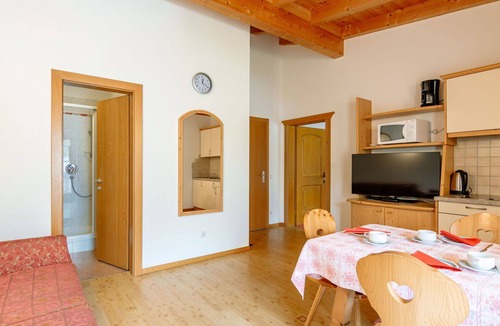 Solda Apartment | Beautiful apartment for 5 guests with WIFI, TV, terrace, pets allowed and panoramic view