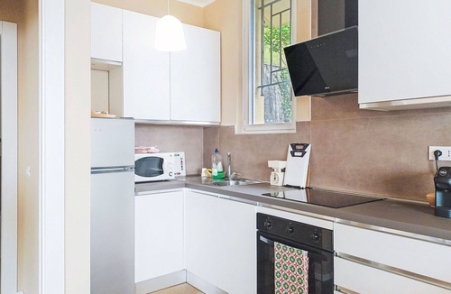 Belgirate Apartment | Beautiful apartment for 4 people with A/C, WIFI, TV and terrace