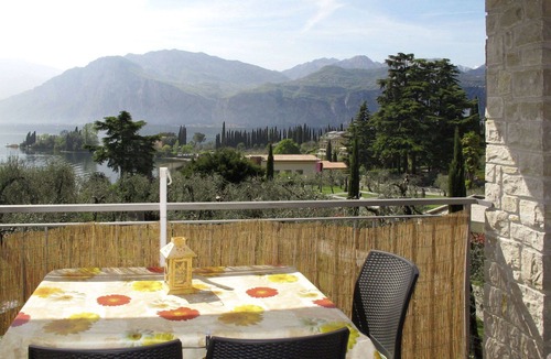 Val di Sogno Apartment | Beautiful apartment for 3 people with WIFI, TV, balcony and pets allowed