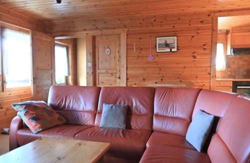 Chamoson House | Beautiful private villa for 5 guests with WIFI, TV and balcony