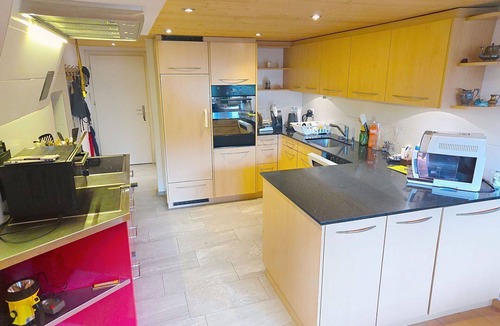 Marbach Villa | Beautiful private villa for 11 people with WIFI, TV, patio, pets allowed and panoramic view