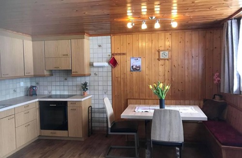 Grindelwald Apartment | Beim Faulensee 2-Bett Wohnung 1. Stock Ost by Interhome