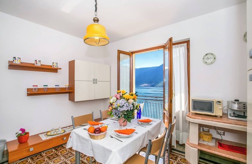 Colonno Apartment | Bella Lake View, Colonno, Italy