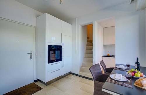 Collina d'Oro House | Bellariva On The Lake with View Balcony, Collina d'Oro, Switzerland