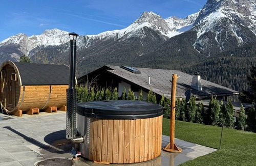 Engadin Scoul House | Bergbijou - Luxurious vacation home with sauna, whirlpool, infrared and mountain views