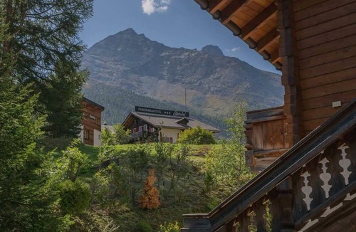 Saas-Fee Apartment | Bergfink Appartement/Fewo 8-Bettwohnung Nr. 1 by Interhome