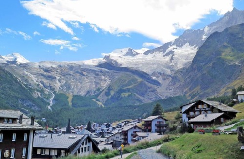 Saas-Fee Apartment | Bergfink by Interhome