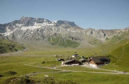 Adelboden Hotel | Berghotel Engstligenalp Adelboden