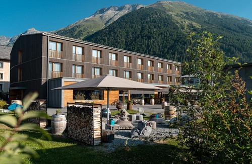 Bever Hotel | Bever Lodge