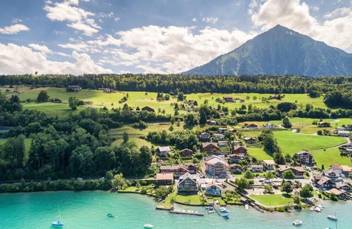 Faulensee Apartment | Bijou Lake Side - mit Seesicht und Privatstrand