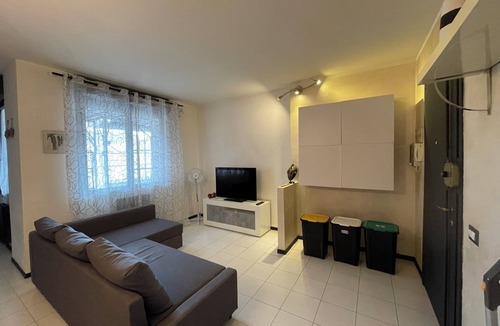Bergamo Apartment | Black and White City and Airport