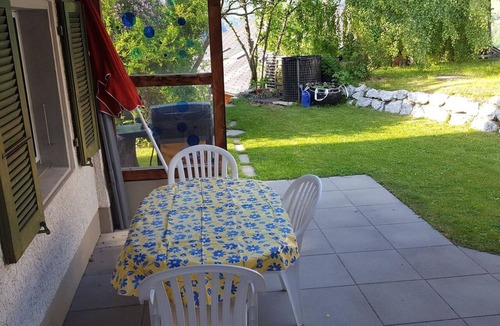 Zweisimmen Apartment | Burkhalter Appartement/Fewo, Dusche oder Bad, WC 4-Bettwohnung by Interhome