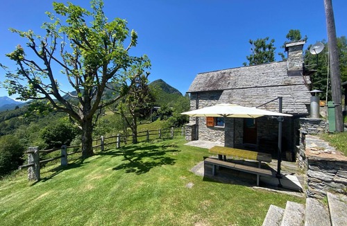 Centovalli House | Cà du Papa 1 by Interhome